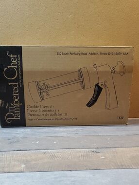 Pampered Chef Retired Cookie Press  #4